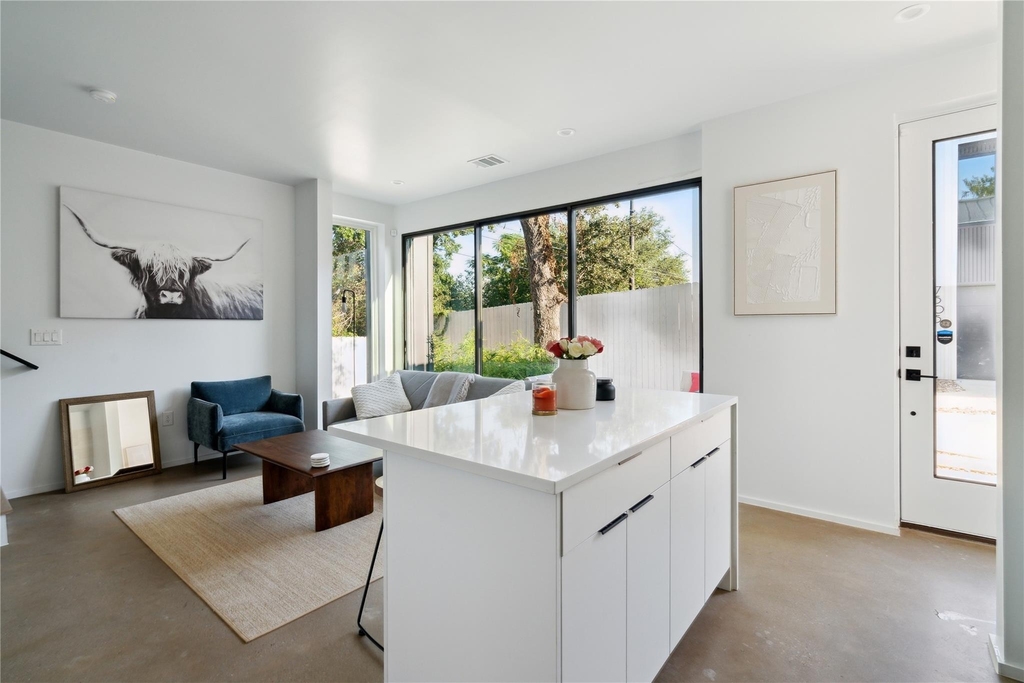 7505 Wynne Ln - Photo 9