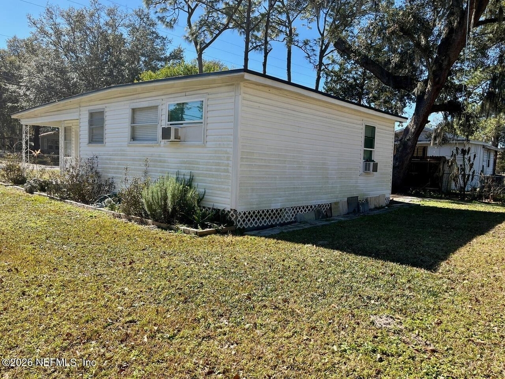 8903 Hipps Road - Photo 13