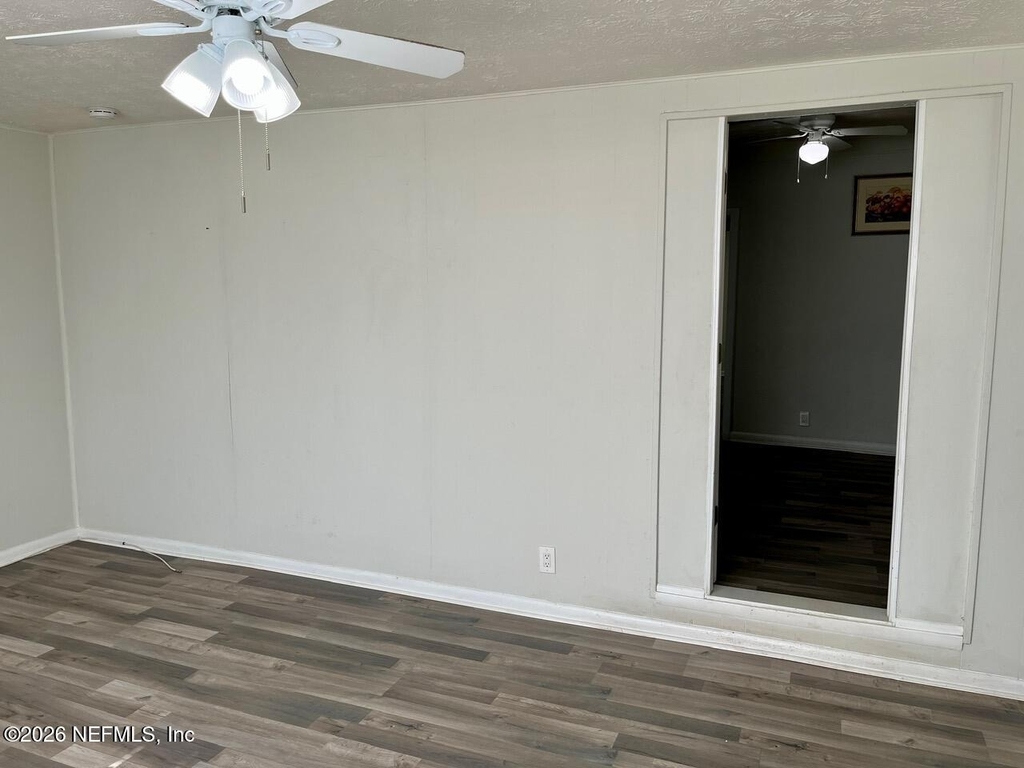 8903 Hipps Road - Photo 3