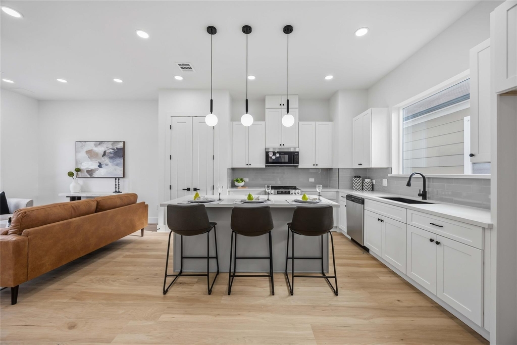 2012 Yates Street - Photo 11
