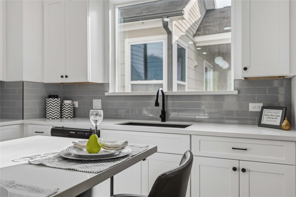 2012 Yates Street - Photo 15