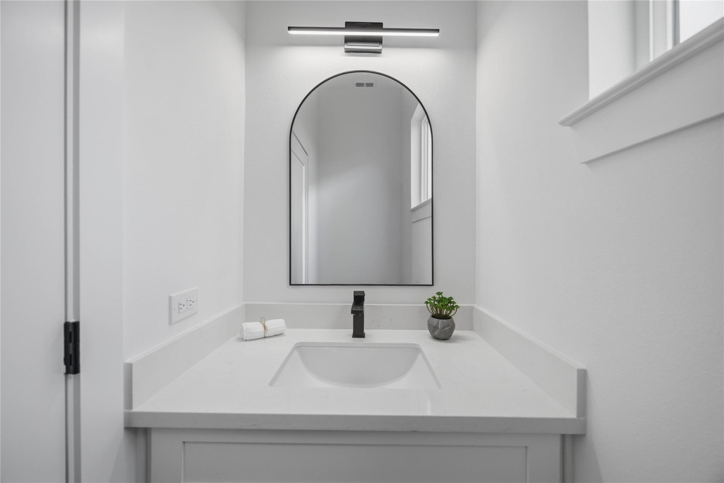 2012 Yates Street - Photo 25