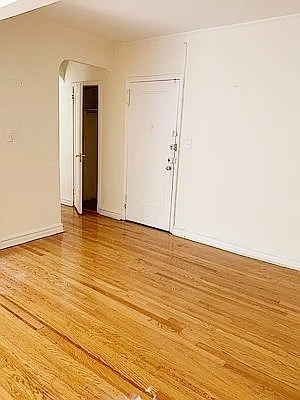 1615 Avenue I - Photo 10