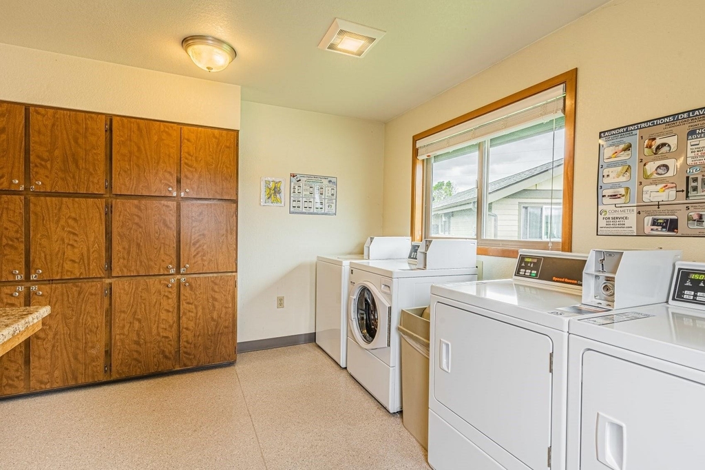 1350 E First Ave - Photo 8