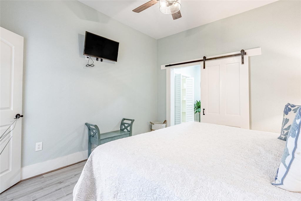 1208 Avenue K Drive - Photo 15