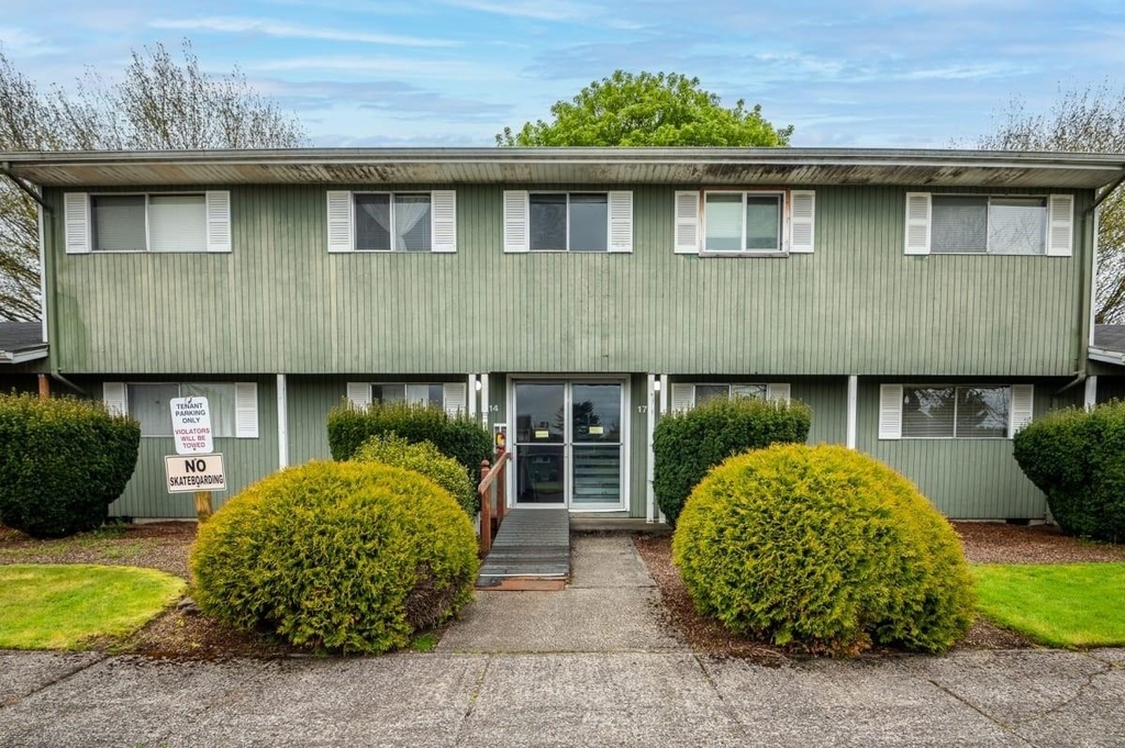 804 Chestnut Dr - Photo 3