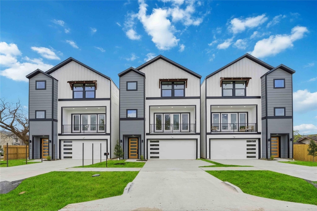 2014 Yates Street - Photo 2
