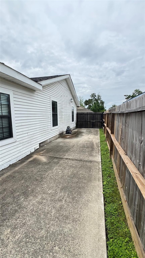 221 Hyta Street - Photo 29