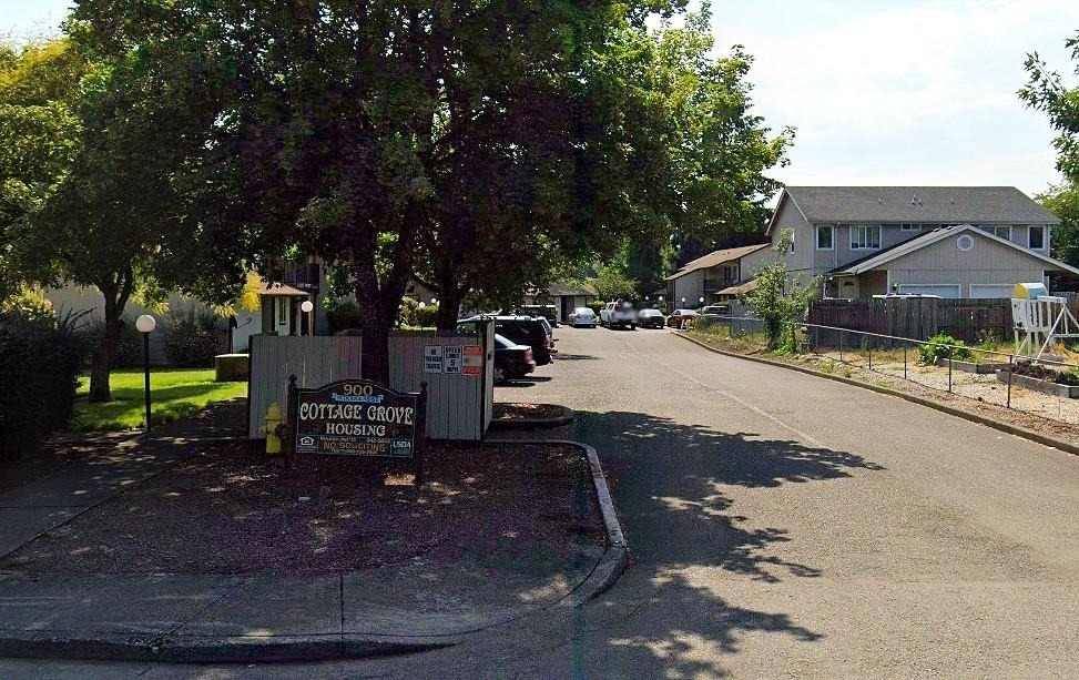 900 N Douglas Ave - Photo 3