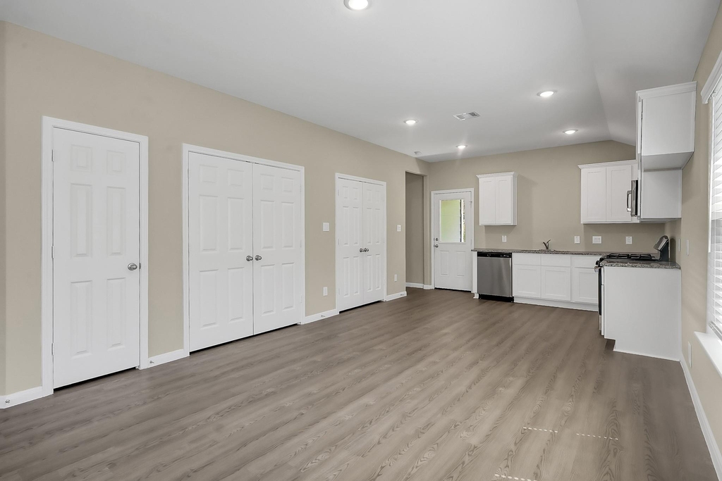 811 Jefferson Avenue - Photo 7