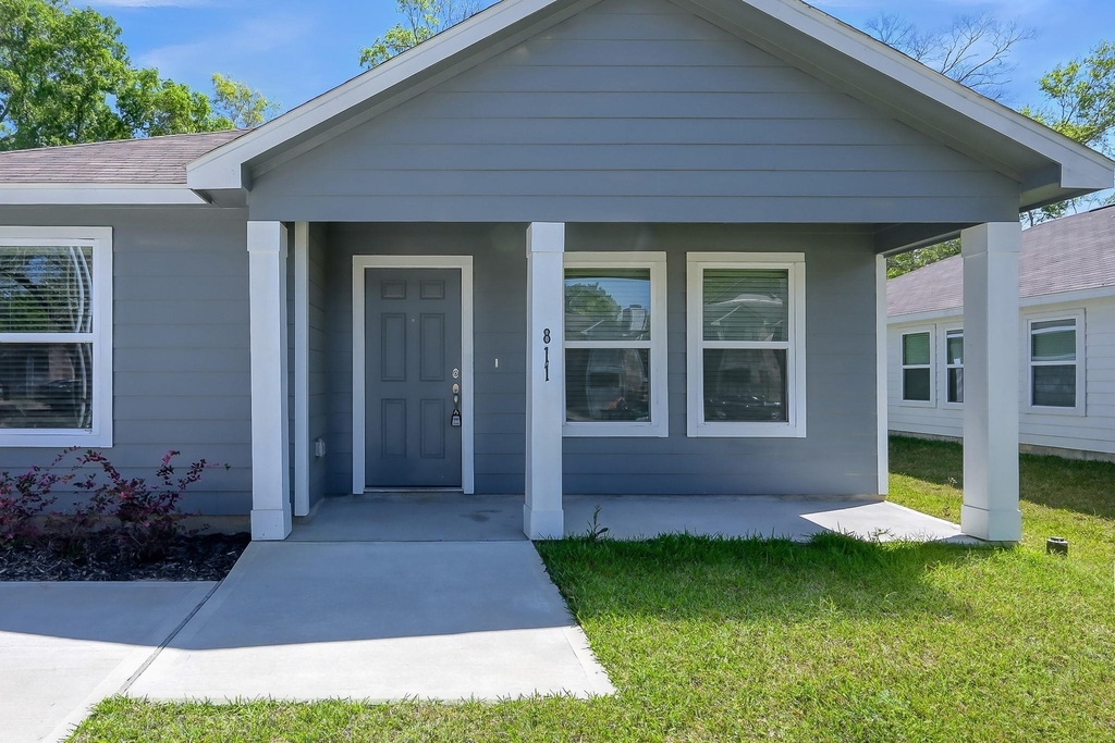 811 Jefferson Avenue - Photo 4