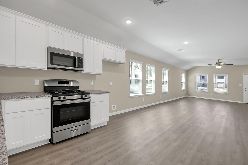 811 Jefferson Avenue - Photo 10