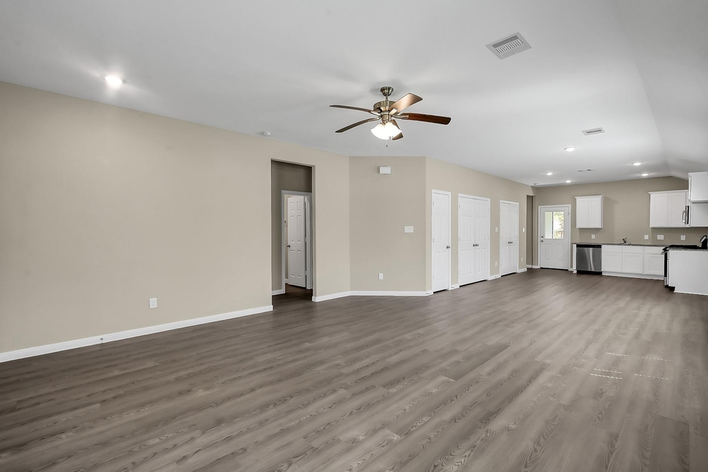 811 Jefferson Avenue - Photo 5