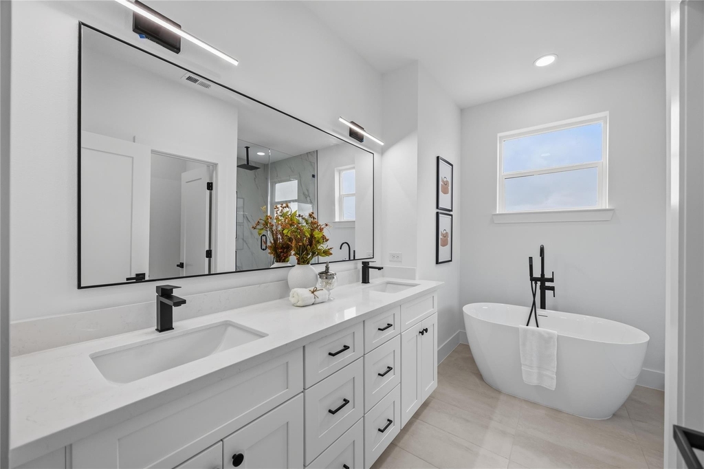 2010 Yates Street - Photo 38