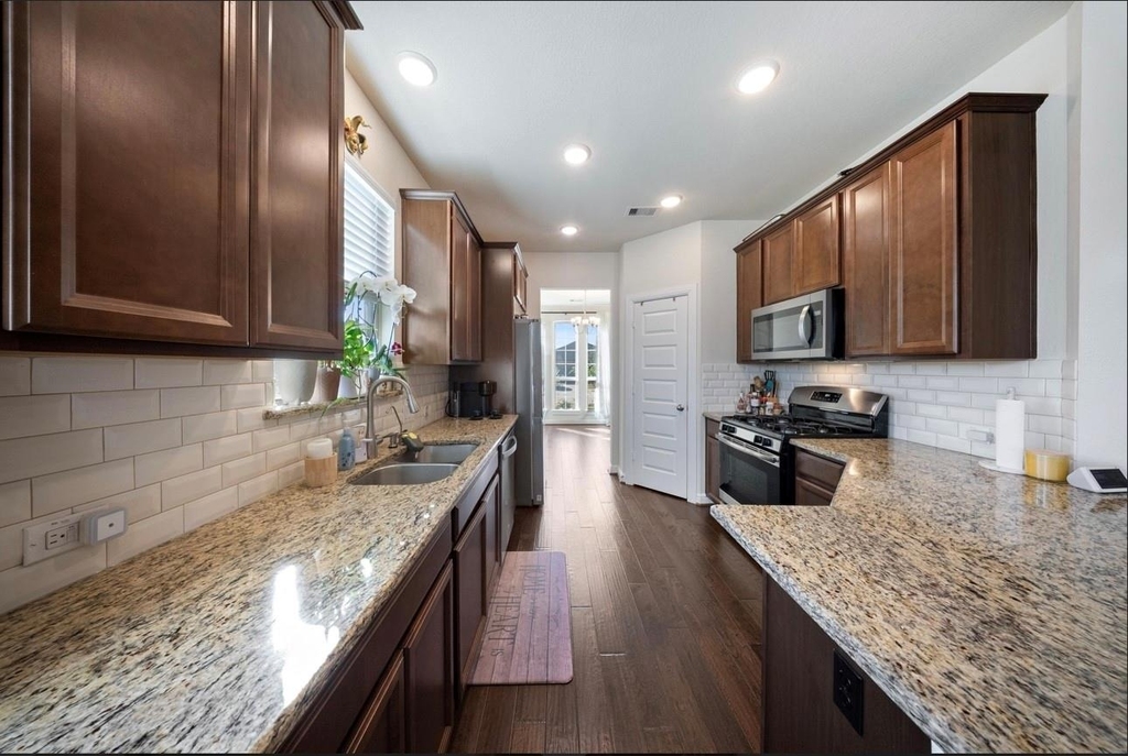 18106 Alora Spring Trace - Photo 5