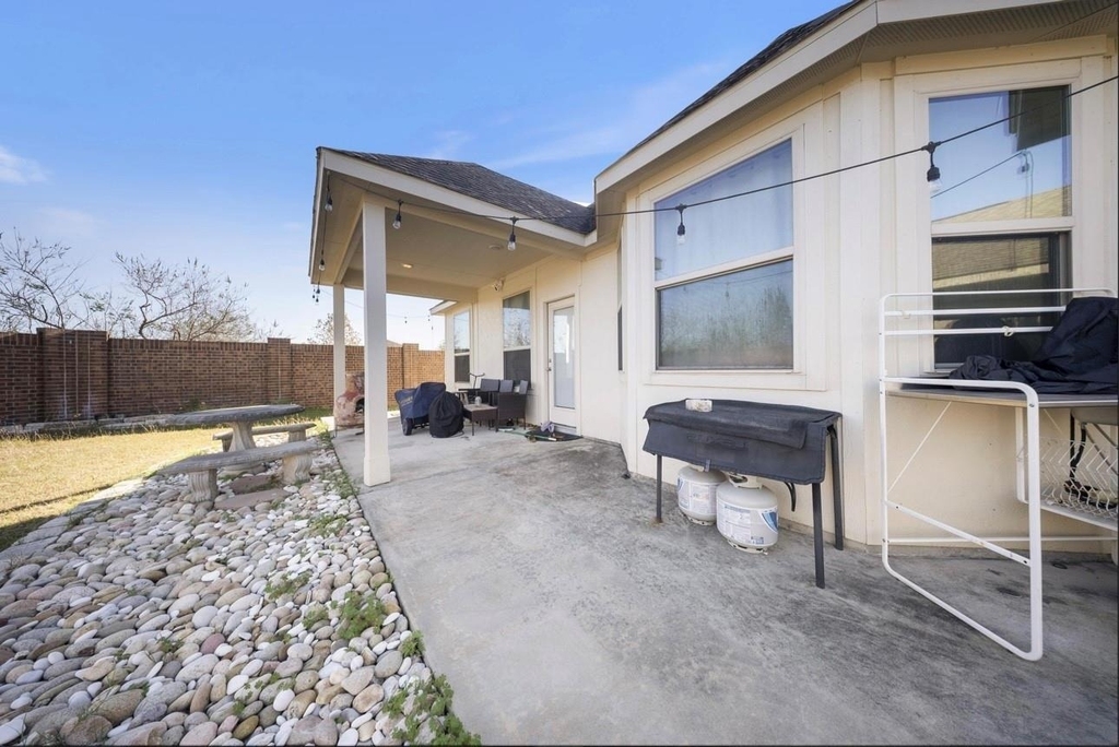 18106 Alora Spring Trace - Photo 23