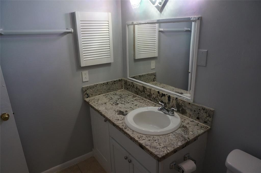 8427 Hearth Dr - Photo 7