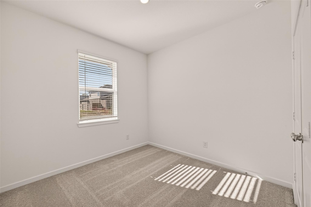 21926 Sam Raburn Drive - Photo 17