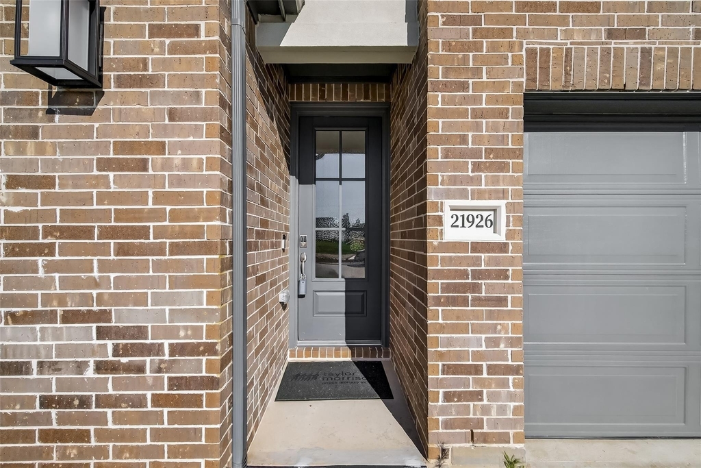 21926 Sam Raburn Drive - Photo 1