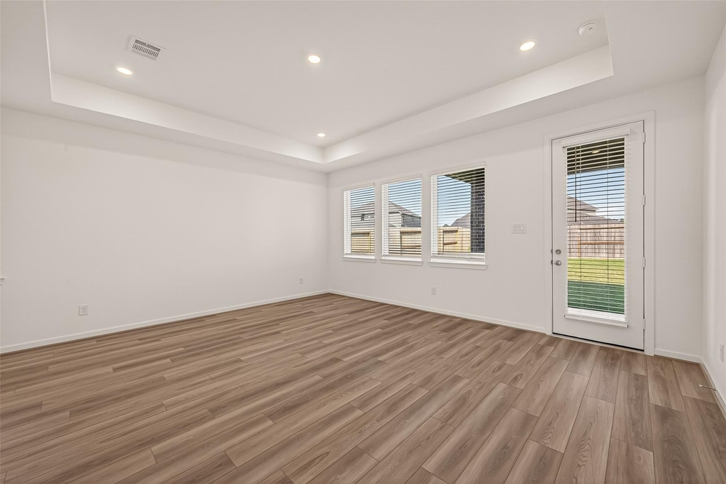21926 Sam Raburn Drive - Photo 5