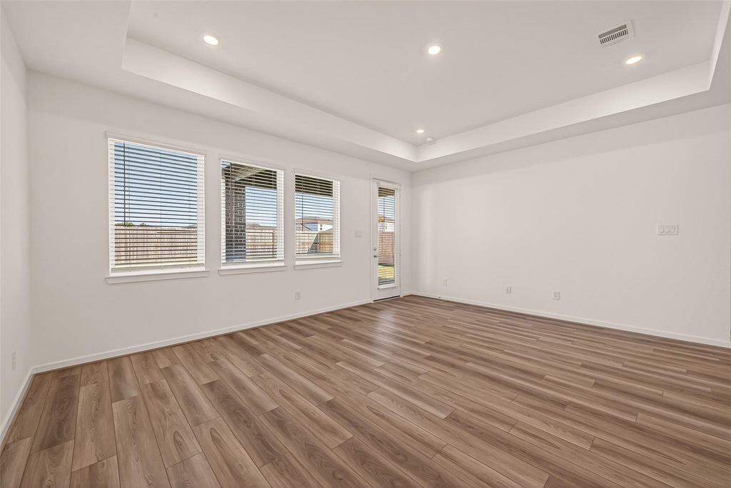 21926 Sam Raburn Drive - Photo 8