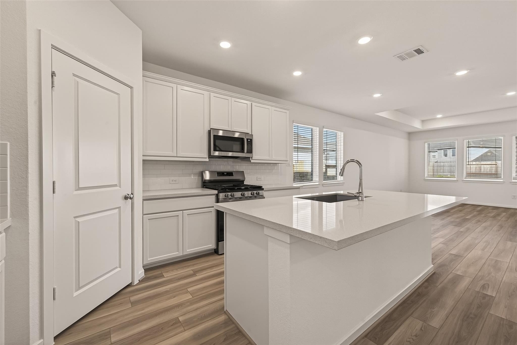 21926 Sam Raburn Drive - Photo 15