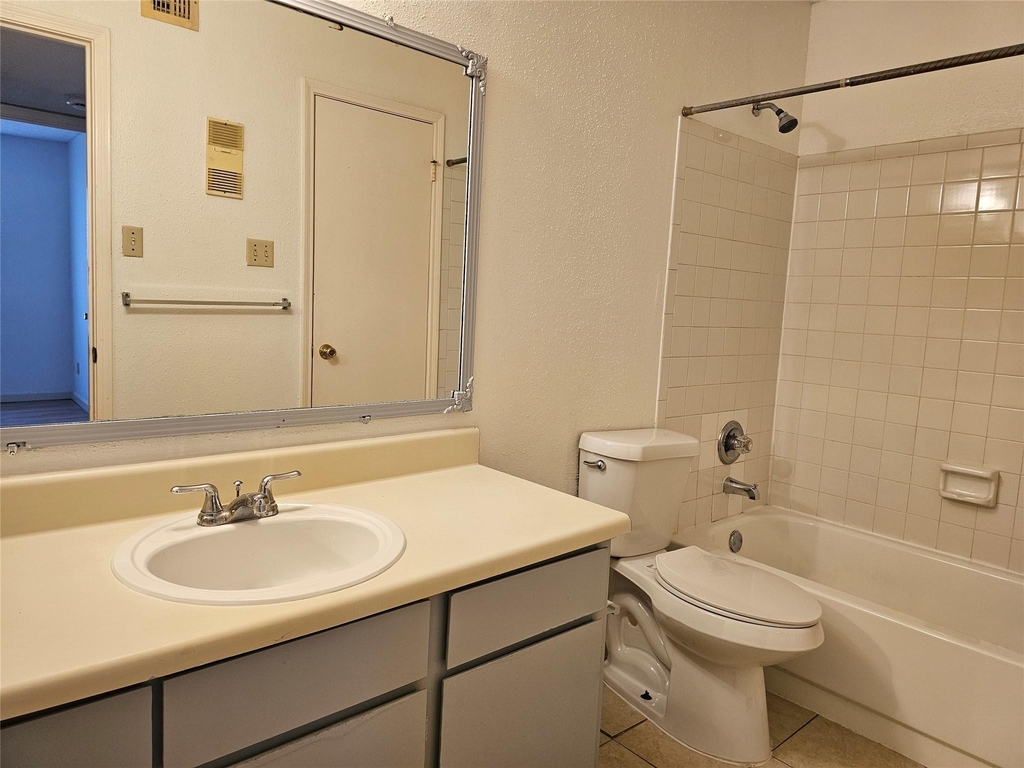 2750 Holly Hall Street - Photo 6