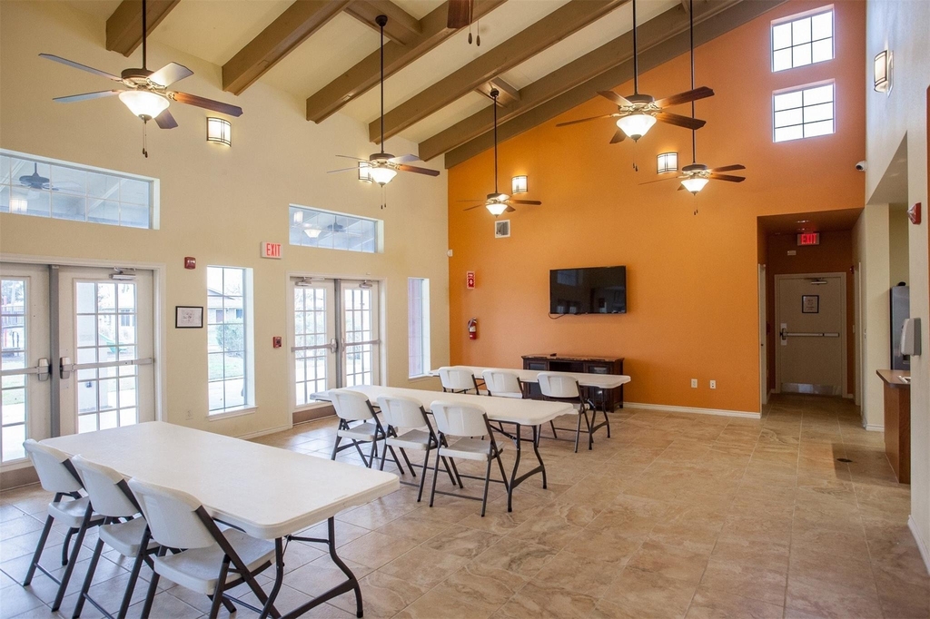 1801 Bosquez Street - Photo 2