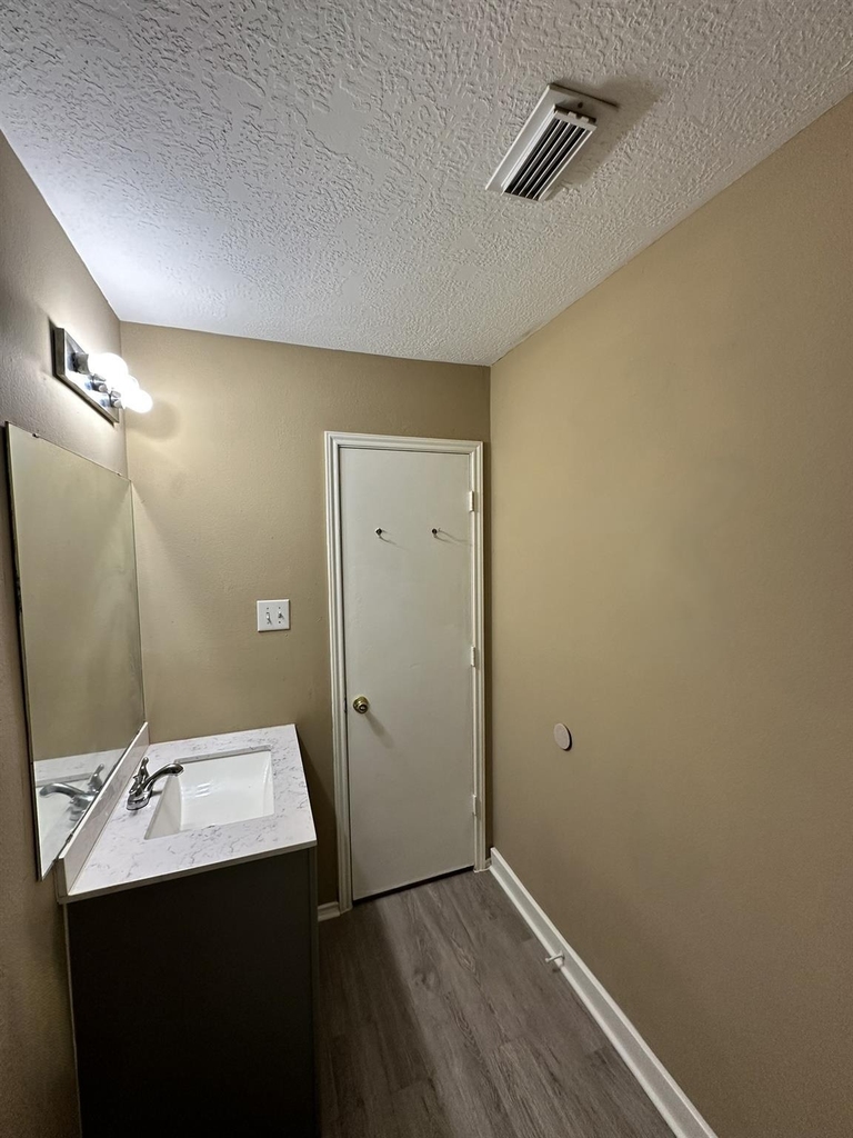 6910 Bayou Crest Drive - Photo 16