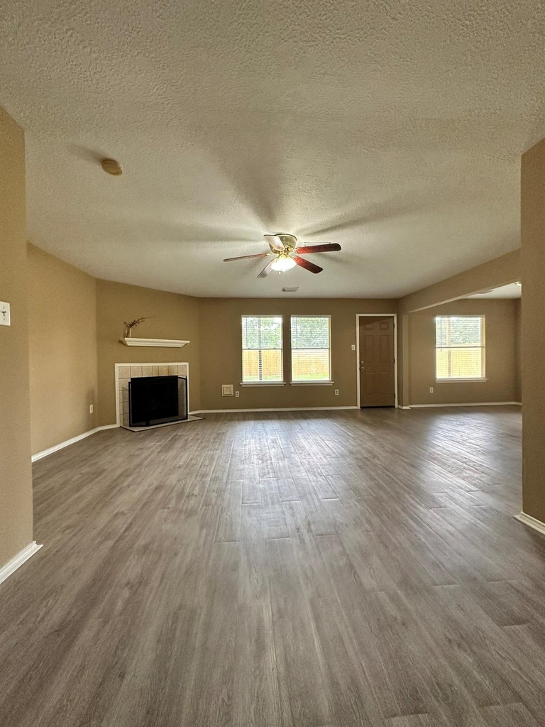 6910 Bayou Crest Drive - Photo 1