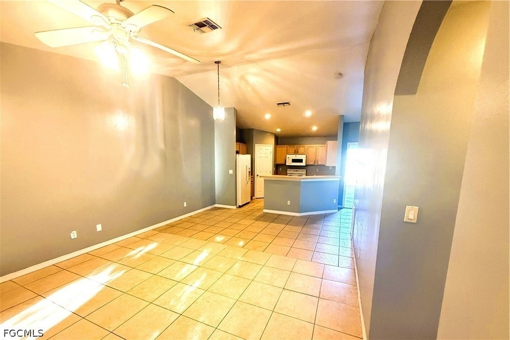 609/611 Hawthorne Avenue S - Photo 12