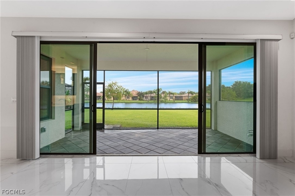 11604 Meadowrun Circle - Photo 11