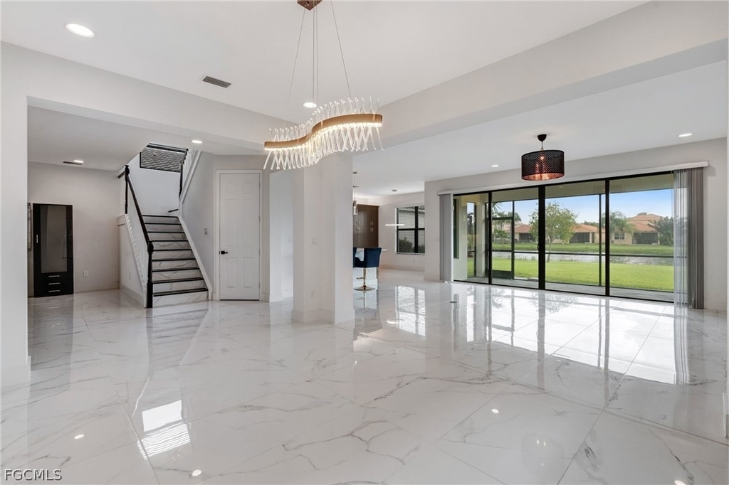 11604 Meadowrun Circle - Photo 8