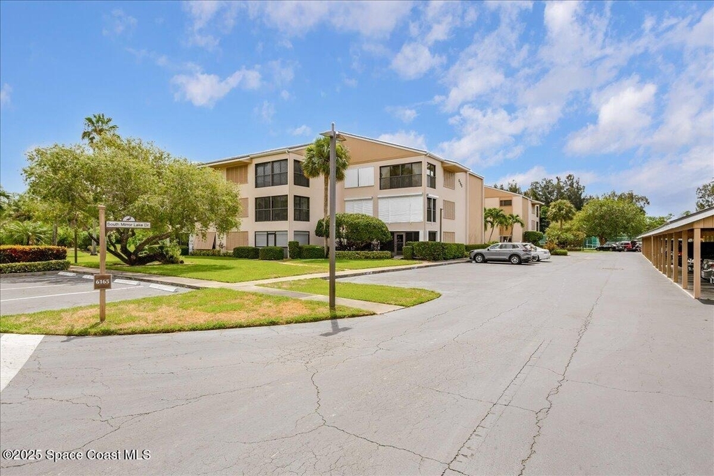 6165 S Mirror Lake Drive - Photo 2