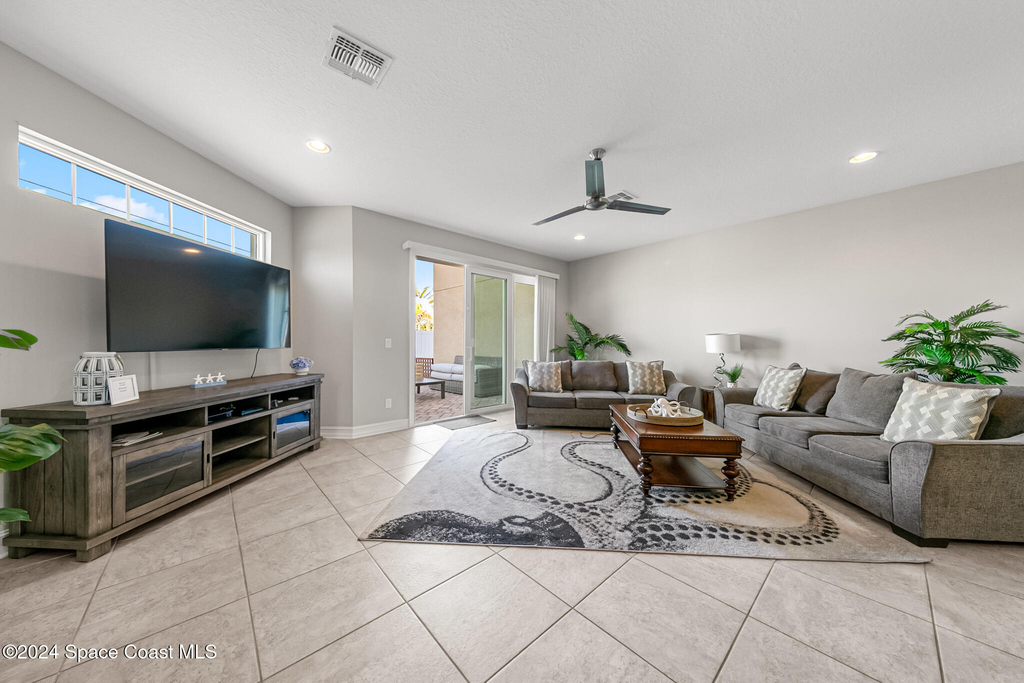 144 Mediterranean Way - Photo 15