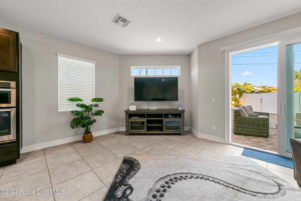 144 Mediterranean Way - Photo 22