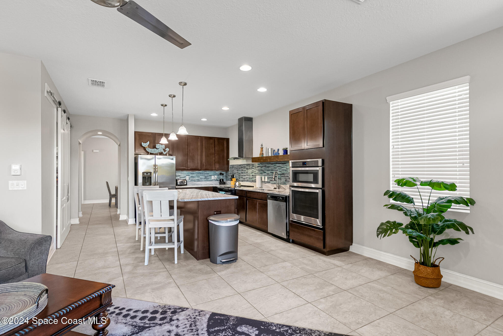 144 Mediterranean Way - Photo 18