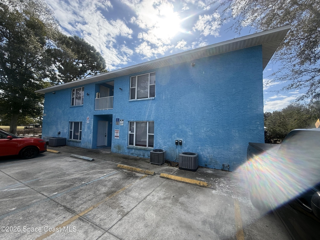 1527 Schoolhouse Street - Photo 0