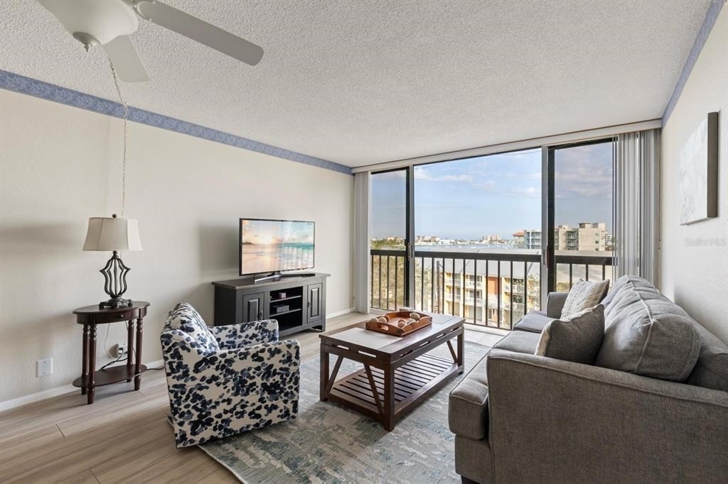 255 Dolphin Point - Photo 6