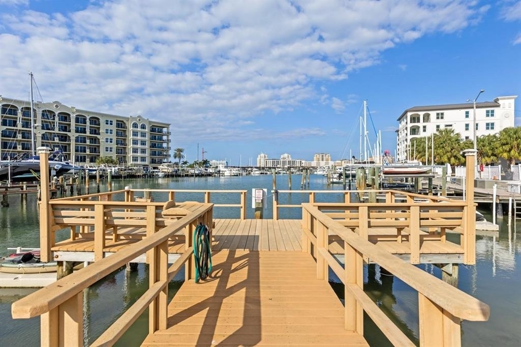 255 Dolphin Point - Photo 2
