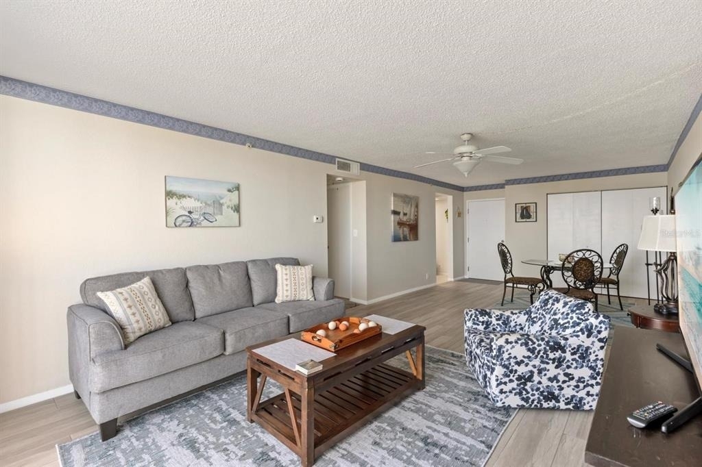 255 Dolphin Point - Photo 7