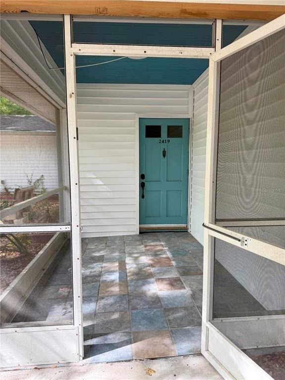 2419 Wells Avenue - Photo 2