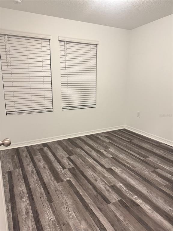 233 Mandovi Street - Photo 6
