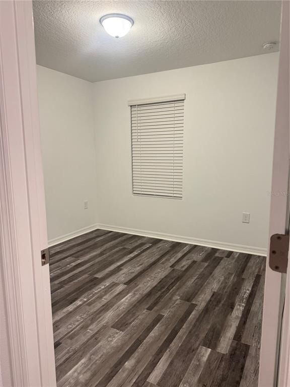 233 Mandovi Street - Photo 7