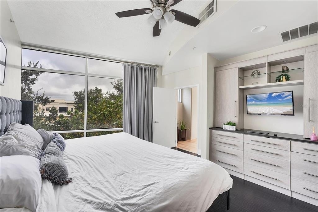 525 E Jackson Street - Photo 19