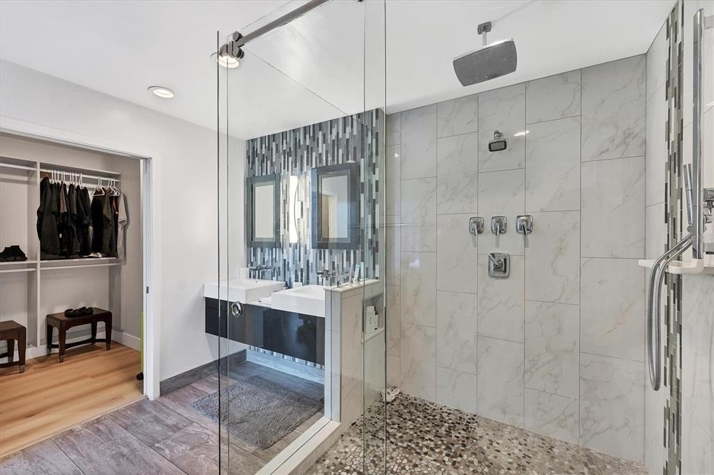 525 E Jackson Street - Photo 23