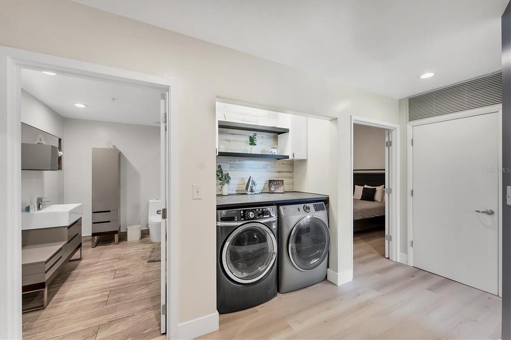 525 E Jackson Street - Photo 33