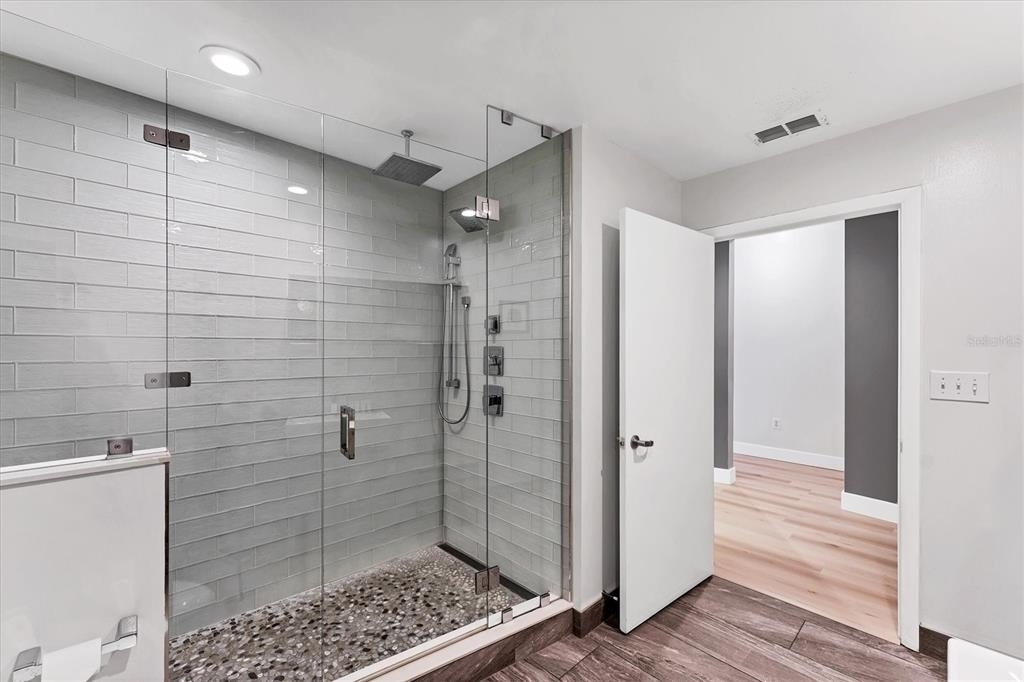 525 E Jackson Street - Photo 27
