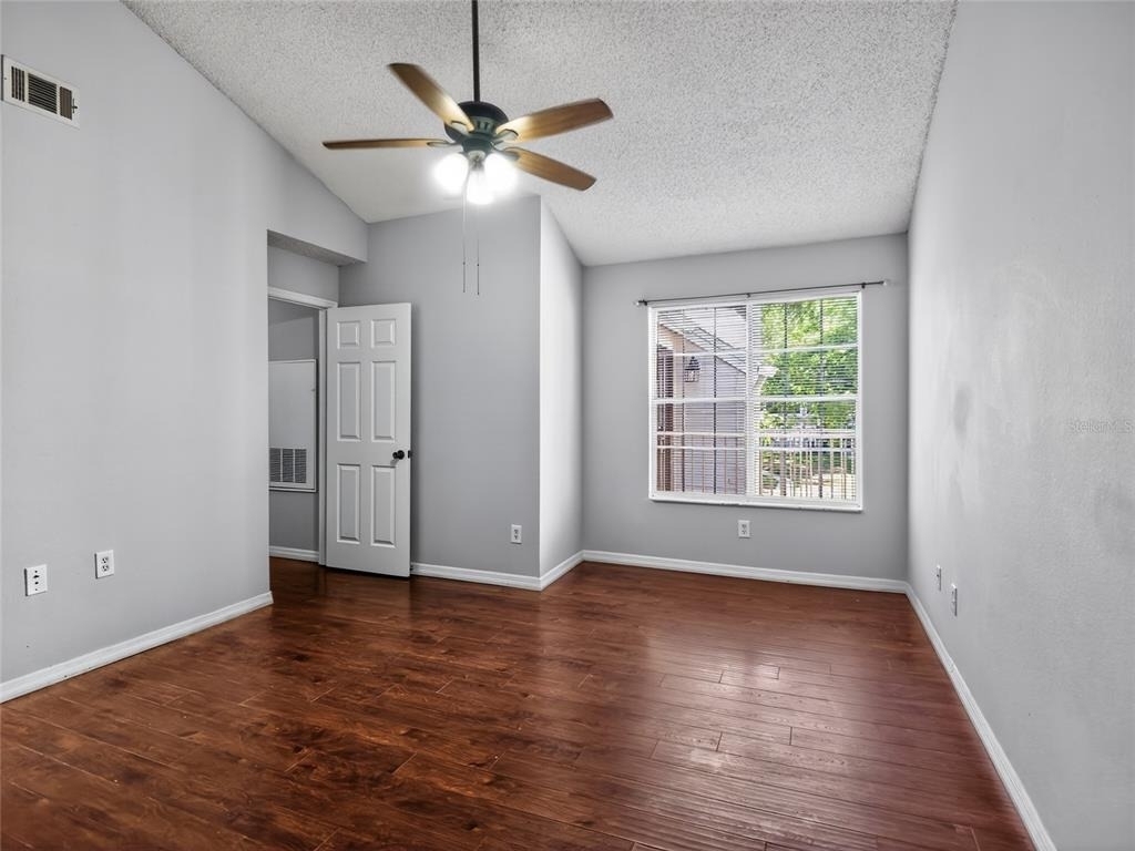 682 Youngstown Parkway - Photo 22
