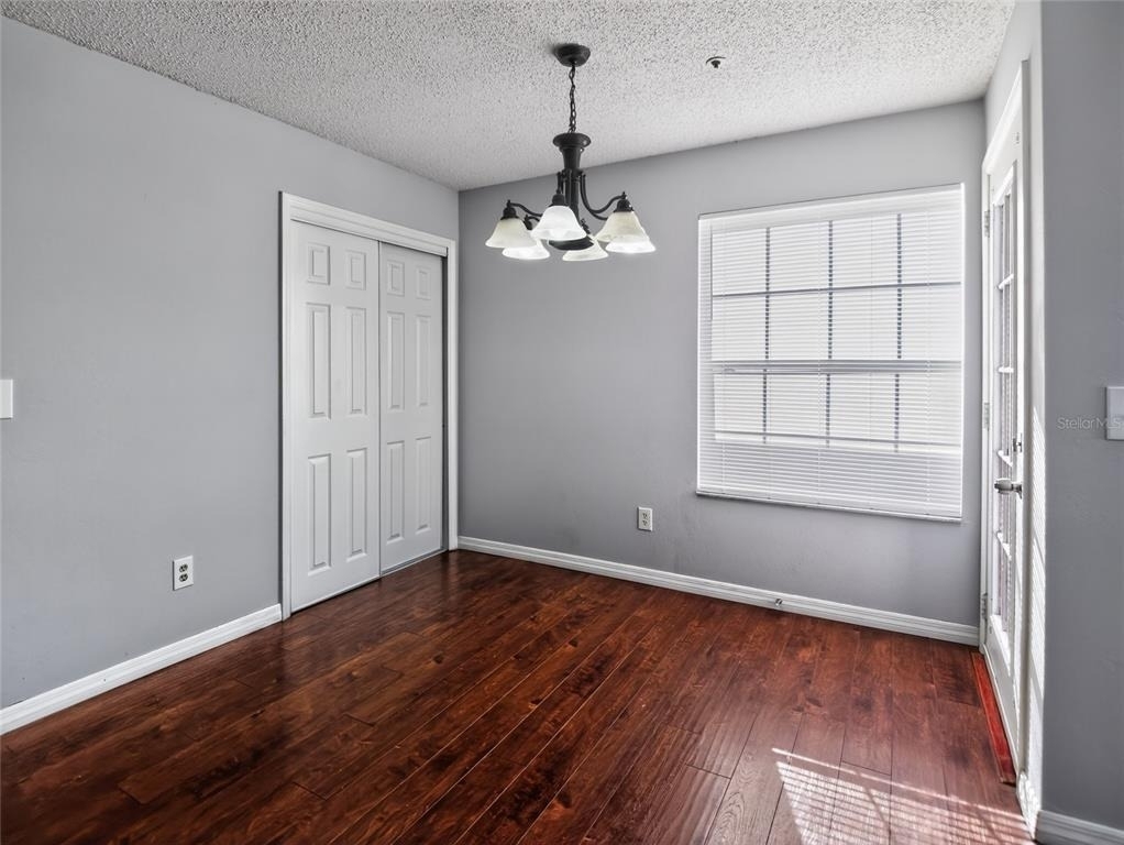 682 Youngstown Parkway - Photo 9